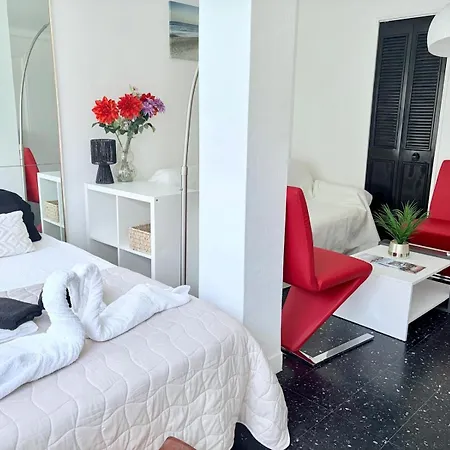 Apartment Petit Cocon Douillet, A Pied Et Tres Calme